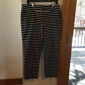 Loft “ Julie “ stipe black white cropped pants size 10